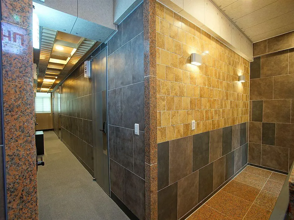 D.H Sinchon Guesthouse Seoul