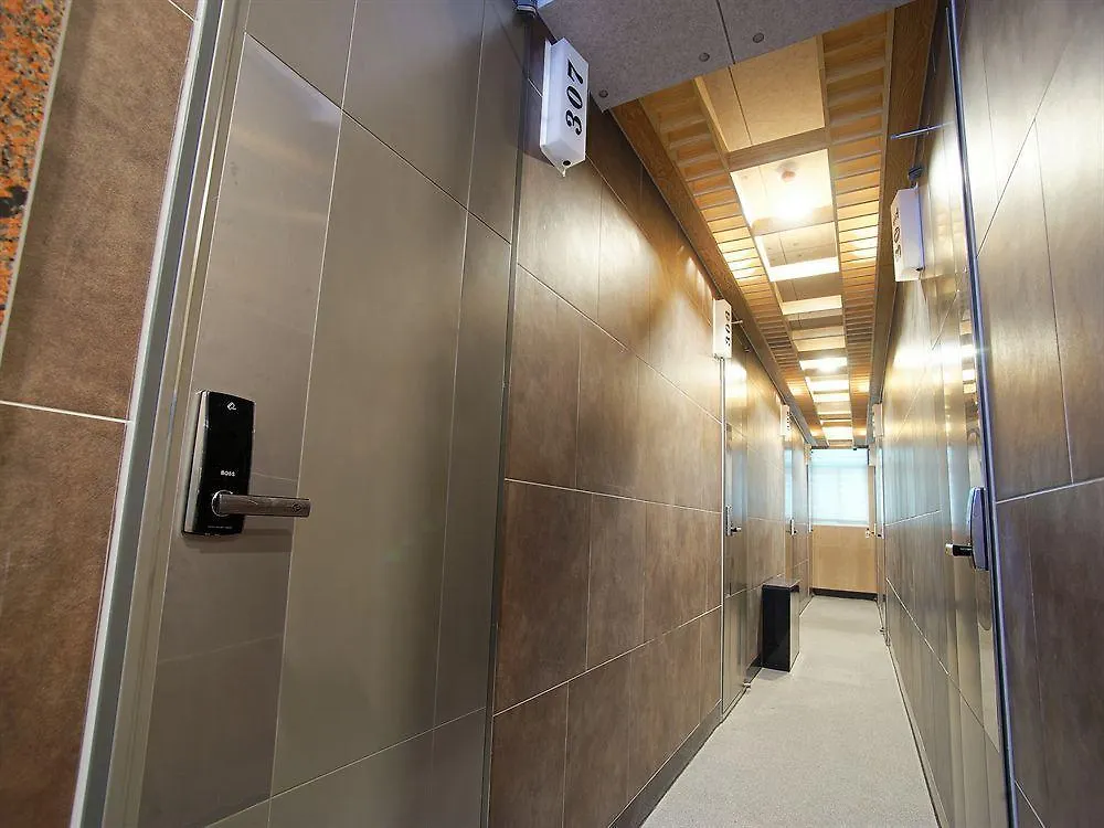 ** Guest house D.H Sinchon Guesthouse Seoul South Korea